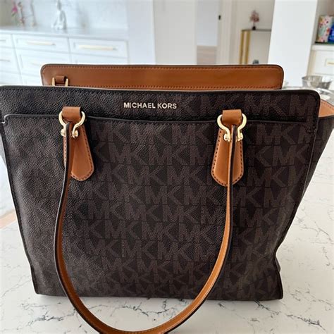 michael michael kors dee dee signature medium convertible tote|MICHAEL Michael Kors Dee Dee Signature Medium Convertible .